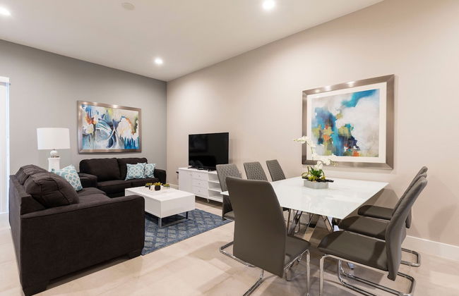 4 BR 4 BA Hidden Gem Min Disney 1804ft - Foto 5