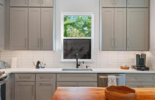 Modern Family Comfort 2BR 2 5BA Sleeps 6 - Foto 12