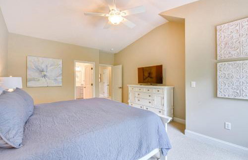 Spacious Lake Keowee Home Boat Slip and Pool Access - Foto 16