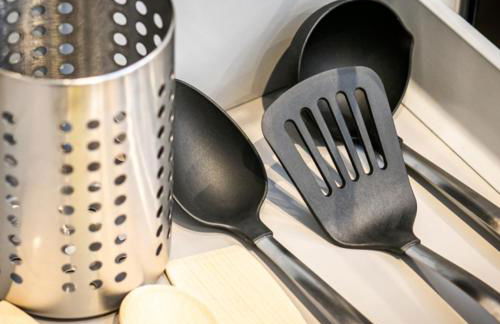 Pluxa The Hideaway - Fully private serviced apartment & parking - Foto 30