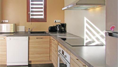 Beautiful Home In Venzolasca With Wifi - Foto 2