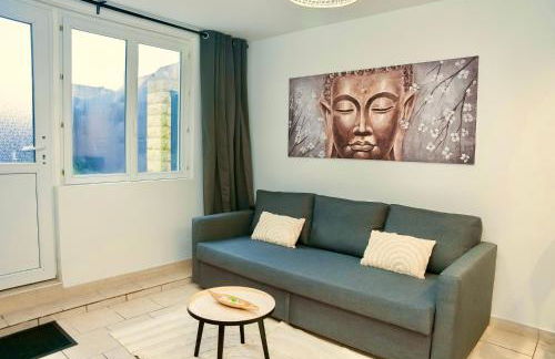 ValenStay - Logement Stade du Hainaut avec jardin - Foto 6