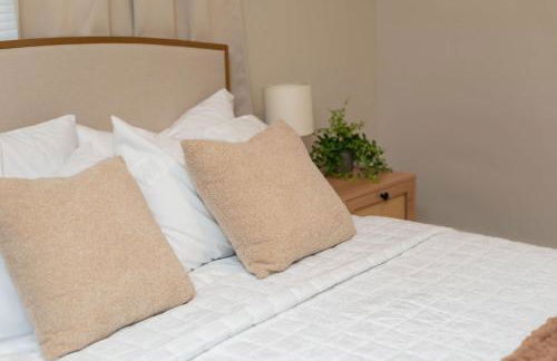 Beautiful 2 Bed 1 Bath home near College Hill - Photo 30