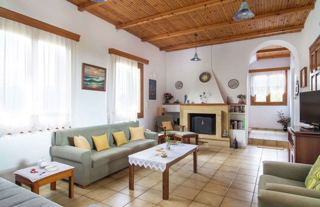 Villa in Lefkogia With Private Pool - Foto 12