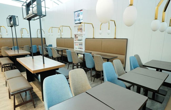 Plaza Premium Lounge at T1 International Departures - Ticket - Photo 2