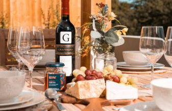 Luxury Renovated Bungalow with wheel chair access, Hot Tub and Fire Pit - Foto 50