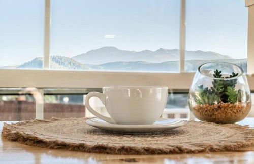 NEW! Boutique TinyHome w/Direct View of PikesPeak! - Foto 1