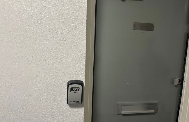 Modern Apt - City Views - Parking - Sleeps 3 - Photo 16