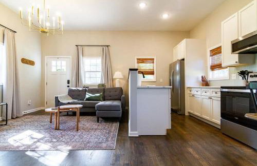 Cozy Raleigh Family Retreat with Fire Pit - Foto 12