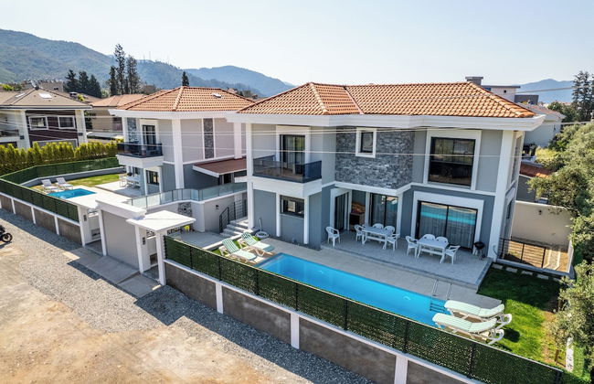 ANGEL A BLOK MARMARİS - Foto 1