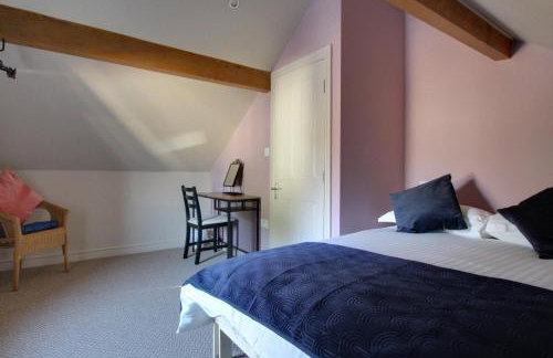 Lovely Hudds home, x4 double bedrooms & parking - Foto 7