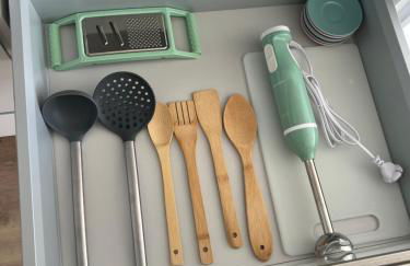 APARTAMENTO NUEVO CÉNTRICO en PRIMERA Línea de playa con vistas al Mar, Piscina, aire acondicionado y wifi - Foto 37