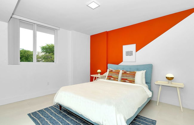 Roami at Grove 27 - Photo 29