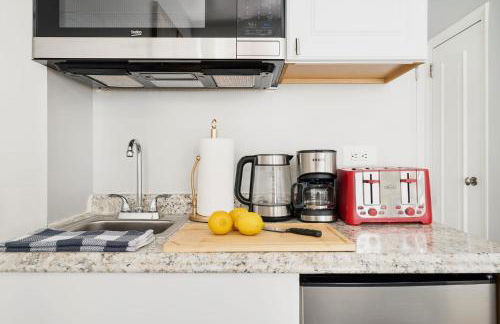 73-1503 Newly Reno Studio UWS Doorman Gym Laundry - Foto 17