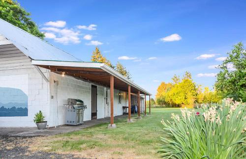 Peak View Corvallis - Spacious Outdoor Dining w/Fire Table - Close to Downtown & OSU - Foto 35