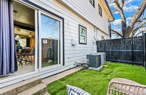 Stylish & Comfy Downtown Gem Irving Parking - Foto 25