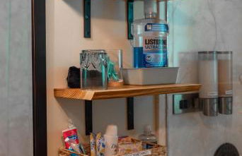 Secluded Forest Cabin with Hot Tub and Private Waterfall - Foto 52