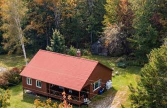 Cozy Cabin in Stratton Mountain & Mount Snow 10min - Photo 2