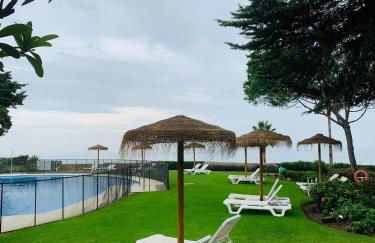 Luxury Frontline Residence - EHHouse - Photo 20