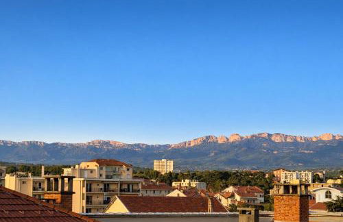 Le Cocon Céleste - Vue Panoramique Vercors - Centre-Ville - Gare à 1 min - Foto 4