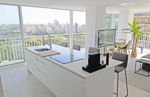 Loft Deluxe, Luminoso, Parking y Piscina - A 100 m del Mar AC - Photo 30