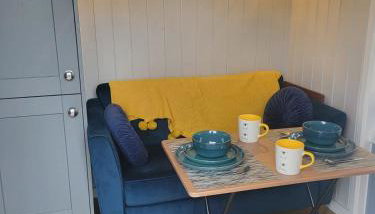 Cosy Hut Immersed in Nature with Private Hot Tub - Foto 3