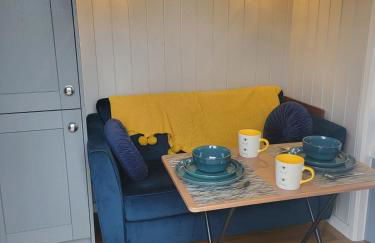 Cosy Hut Immersed in Nature with Private Hot Tub - Foto 3