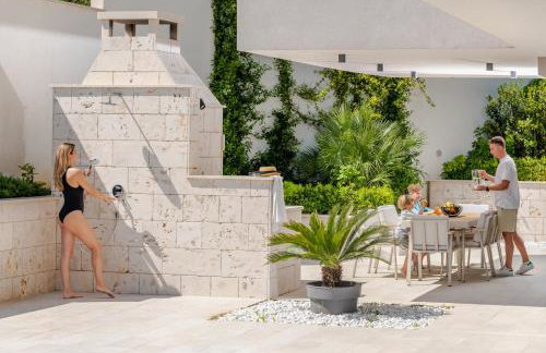 Villas Lucy - 1 Lemon with outdoor pool , 2 Cherry with indoor pool and 3 Plum with outdoor pool - Foto 33