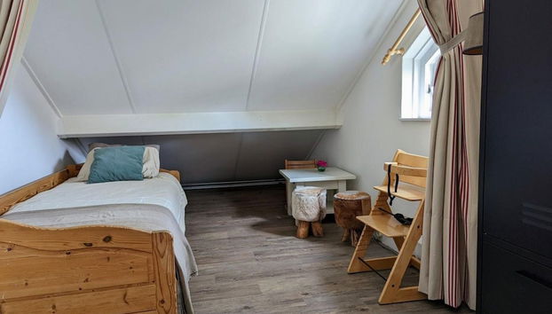 Spacious Bungalow Near Water - Foto 5, Habitación