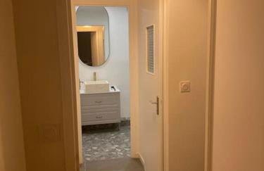 T3 Lyon 8 parc parilly-Eurexpo -9min en voiture-garage privé - Foto 28