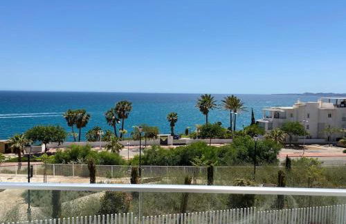 Deluxe sea view apartment with a swimming pool - Foto 27