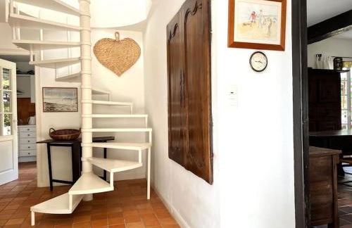 Fantastic 6 Bedroom House with stunning sea view - Foto 16