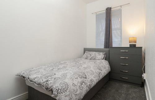 Modern 3-Bedroom Home in-Steps from Crown Point - Foto 37