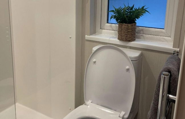 Skegness - Lodge - Sleeps 6 - Parking - Garden - Photo 7