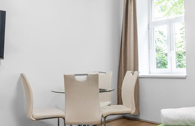 Relaxing 2BR shared Apt. U3 Enkplatz - Foto 8