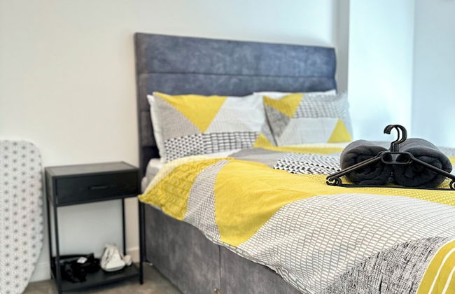 Sleeps 4 Central Ensuite - Cityview & Parking - Foto 2