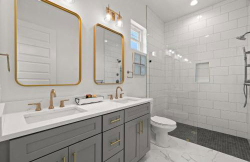 Brand New Home With In-ground Pool, Four Houses From Beautiful Laguna Beach - Foto 52