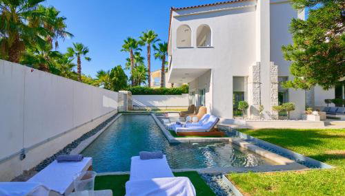 Luxury Villa with Pool, BBQ & Garden in Vouliagmeni - Foto 3, Garden, sunbed, Garden view