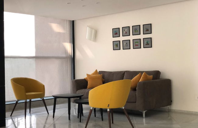 Grey Pearls Suites - Photo 46