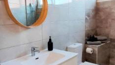 Casa Girasoles roof terrace, patio, air-con - Foto 5