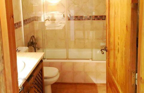 Planta baja con jardín y piscina en Olopte - Foto 28