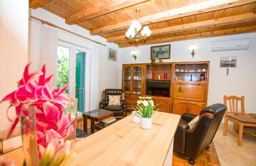 House Pansy - Foto 61