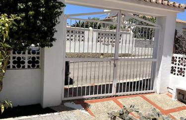 Detached Pool Villa, idyllic setting 450m to beach - Photo 35