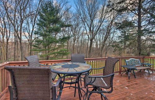 Family-Friendly Woodbury Home with Yard and Deck! - Foto 1