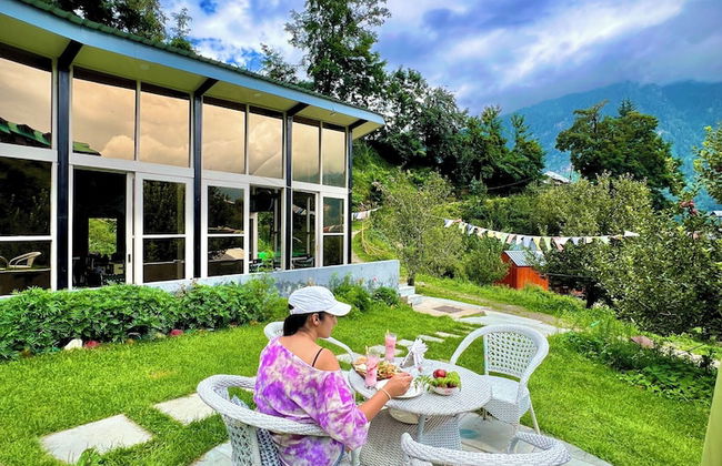 Glass Cabins & Cafe by Urban Monk - Foto 43