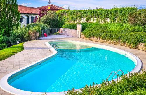 10 minuti da Gardaland con Piscina e Giardino - Foto 24