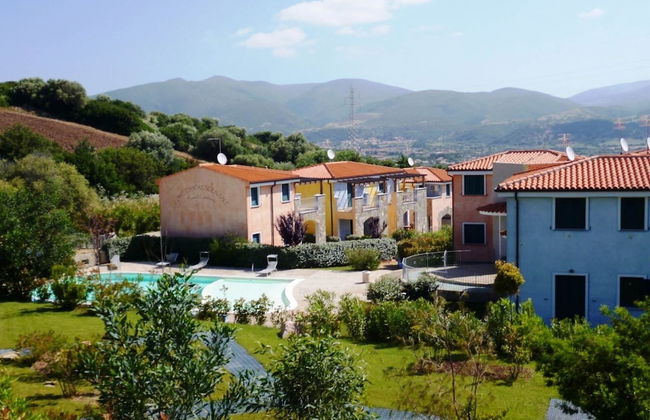 Residence with Swimming Pool in Green Countryside near Thermal Baths - Photo 1