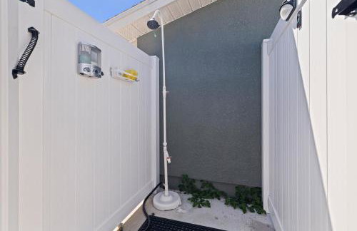 Stylish St Pete Vacation Home w/ Private Pool! - Photo 23