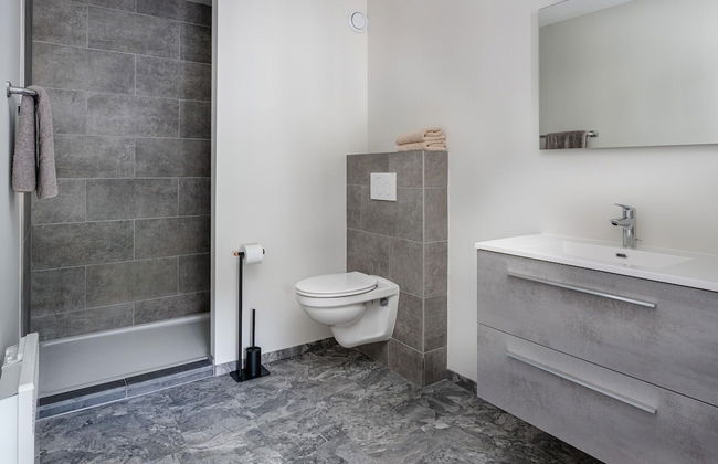 Villa Steps From Castle - Photo 16