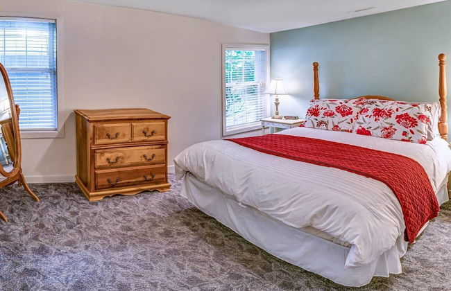 Oak Tower Townhouse-1.5 Blocks to OSF - Foto 2